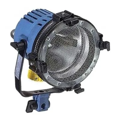 ARRI 1K open face tungsten light head with safety screen